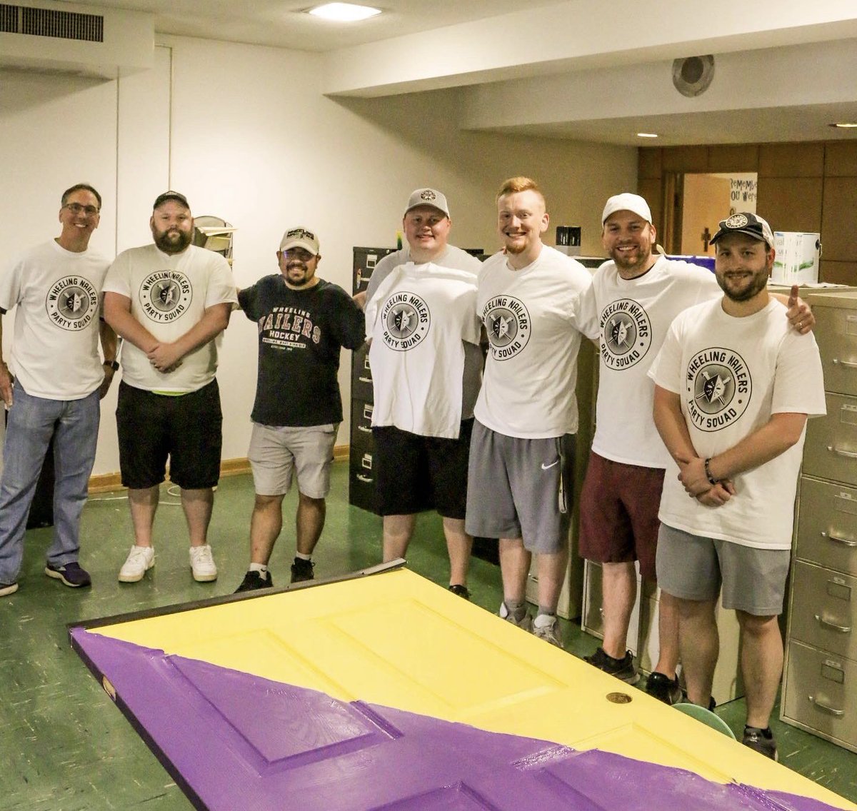 WheelingNailers's tweet photo. Happy #DayOfCaring Wheeling! 

Today, our front office stopped by the Harmony House in Wheeling to help them out with some painting and cleaning! 

Thank you to @UnitedWayUOV for setting up the event! 

#ForgeTheFuture https://t.co/AUPVhStvj8