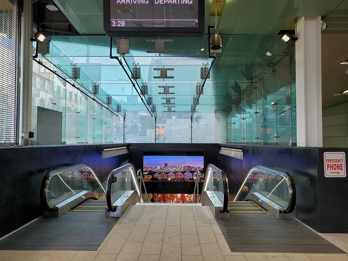Glas_Pro's tweet photo. GlasPro was selected to fabricate large #glass panels for the interior and exterior walls and elevators inside Chinatown Rose Pak station.  The glass walls bath the station’s entrance in natural light and pull light down to the subway level. @RoweFen 

https://t.co/PeFF70YXuT https://t.co/RYcRMUe6ya