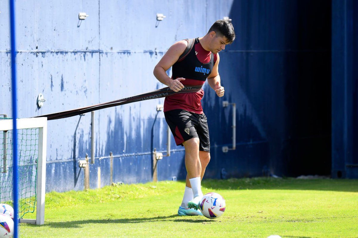 Muy buenas sensaciones en la sesión de hoy. Seguimos apretando!! ⚒️ #VamosCádiz