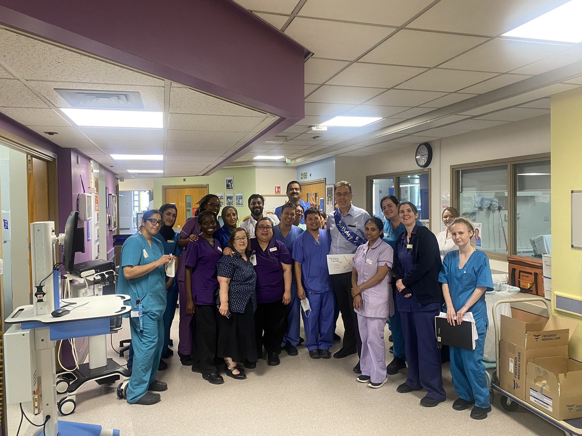 BthftR's tweet photo. Double celebration on the renal unit for Dr stoves as he is our renal employee of the month chosen by our wonderful patients! It also happens to be his birthday!  Happy birthday 🎁🎂 @StovesJohn @BTHFT @raz_bashir @bthft https://t.co/xOotSaMkYv