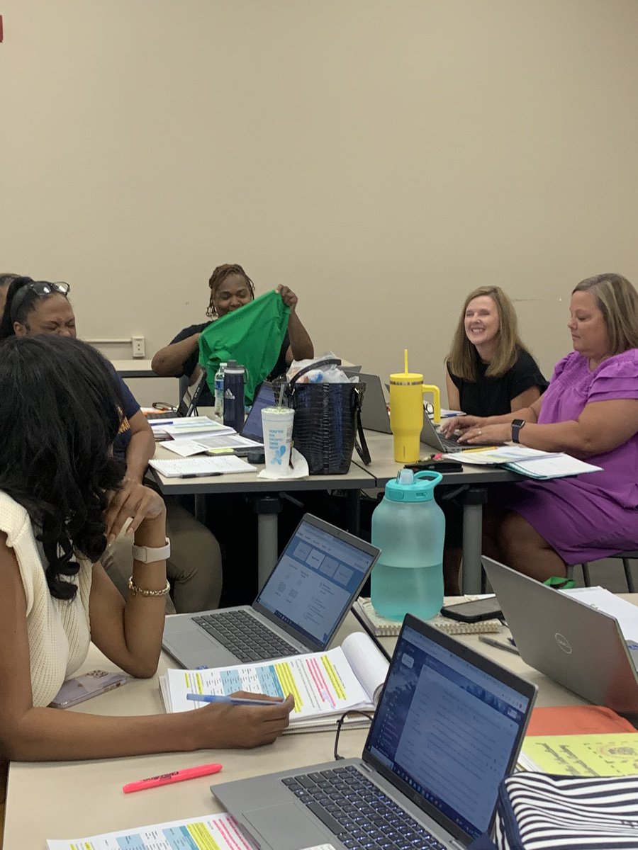 Jessica Fenster tweet media