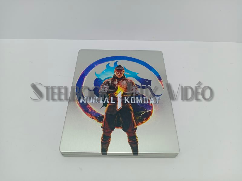 SteelbookV's tweet photo. Et en attendant de vous partager mes propres Photos / Vidéos, en voici quelques unes des 2 boitiers #futurepak disponibles pour #MortalKombat1  dont 1 présent dans le Kollector et l'autre offert en bonus de préco. chez Micromania !

Le reste ici ➡️ https://t.co/Jp98e2FcS4 https://t.co/hlCgprR5WV