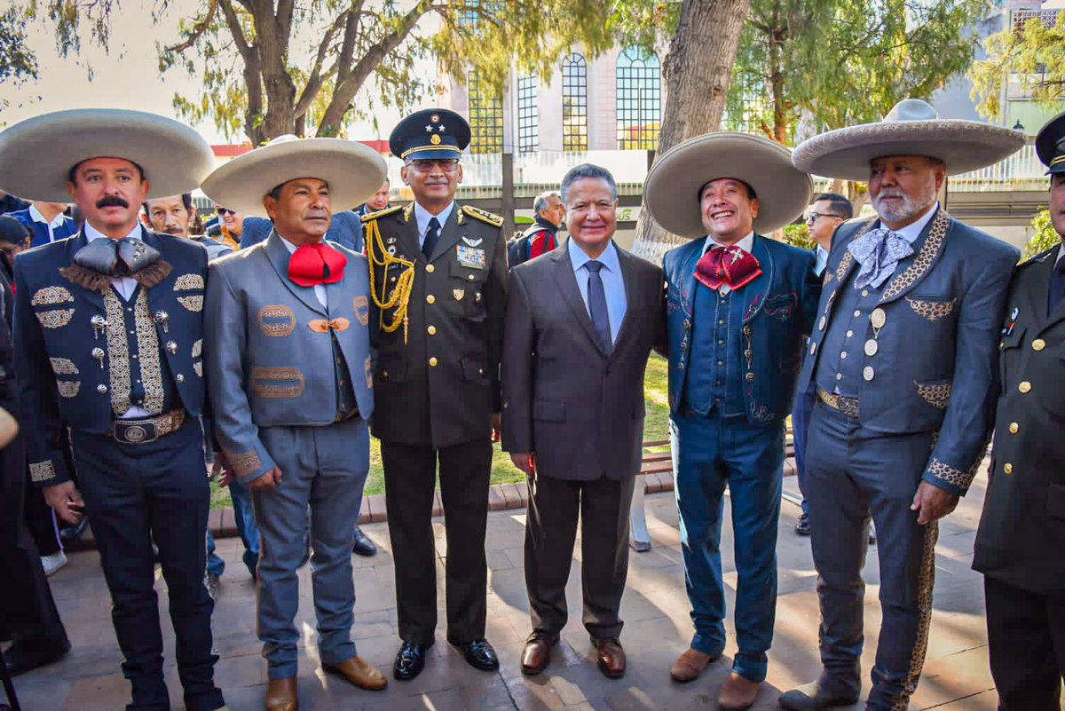 juliomenchaca_'s tweet photo. Conmemoramos el 176 Aniversario de la Gesta Heroica de los Niños Héroes de Chapultepec que con honor y virtud defendieron nuestra patria. 

#PrimeroElPueblo https://t.co/yI2n6Nnf6h