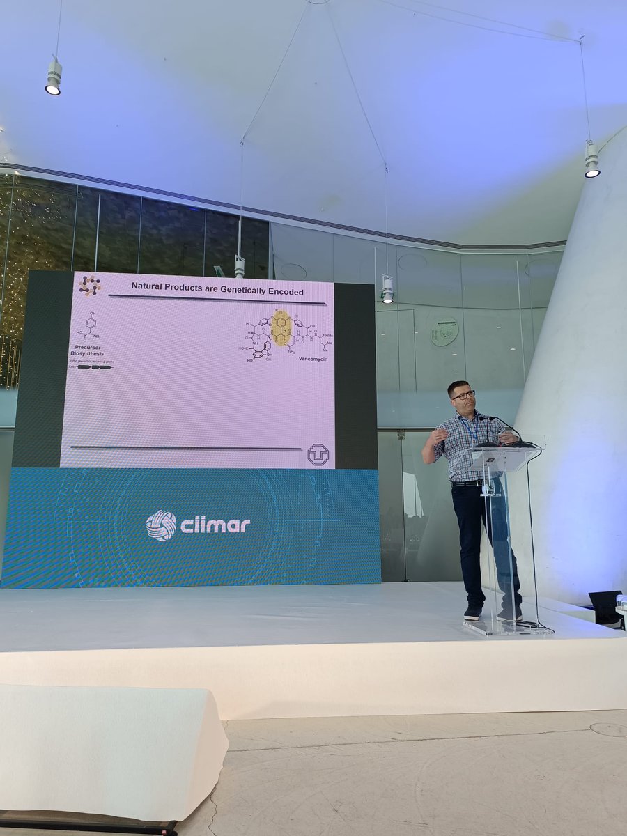 BlueBio4Future's tweet photo. The afternoon of the #ICMB was filled with enlightening talks from Tobias Gulder @techbiodd and Konrad Viehrig #biocatalysis, Eric Helfrich @Helfrich_lab and Adriana Rego #bioinformatics, and Maria Barbosa and Mariane Fagundes #bioprocess.

#horizoneurope #biotechnology https://t.co/NBQAhcoCUf