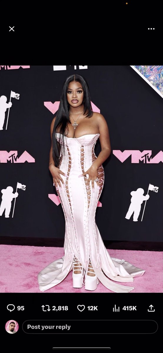 queenzar__'s tweet photo. LAST NIGHT WAS MADDDD REAL ๐ฅน๐ฅน๐ฉท๐ฉท๐ฉท๐ฉท #VMAs #ChunLiMAs @NICKIMINAJ @ThegirlJT MY GIRLS ATE ๐๐ https://t.co/784m2drq0e