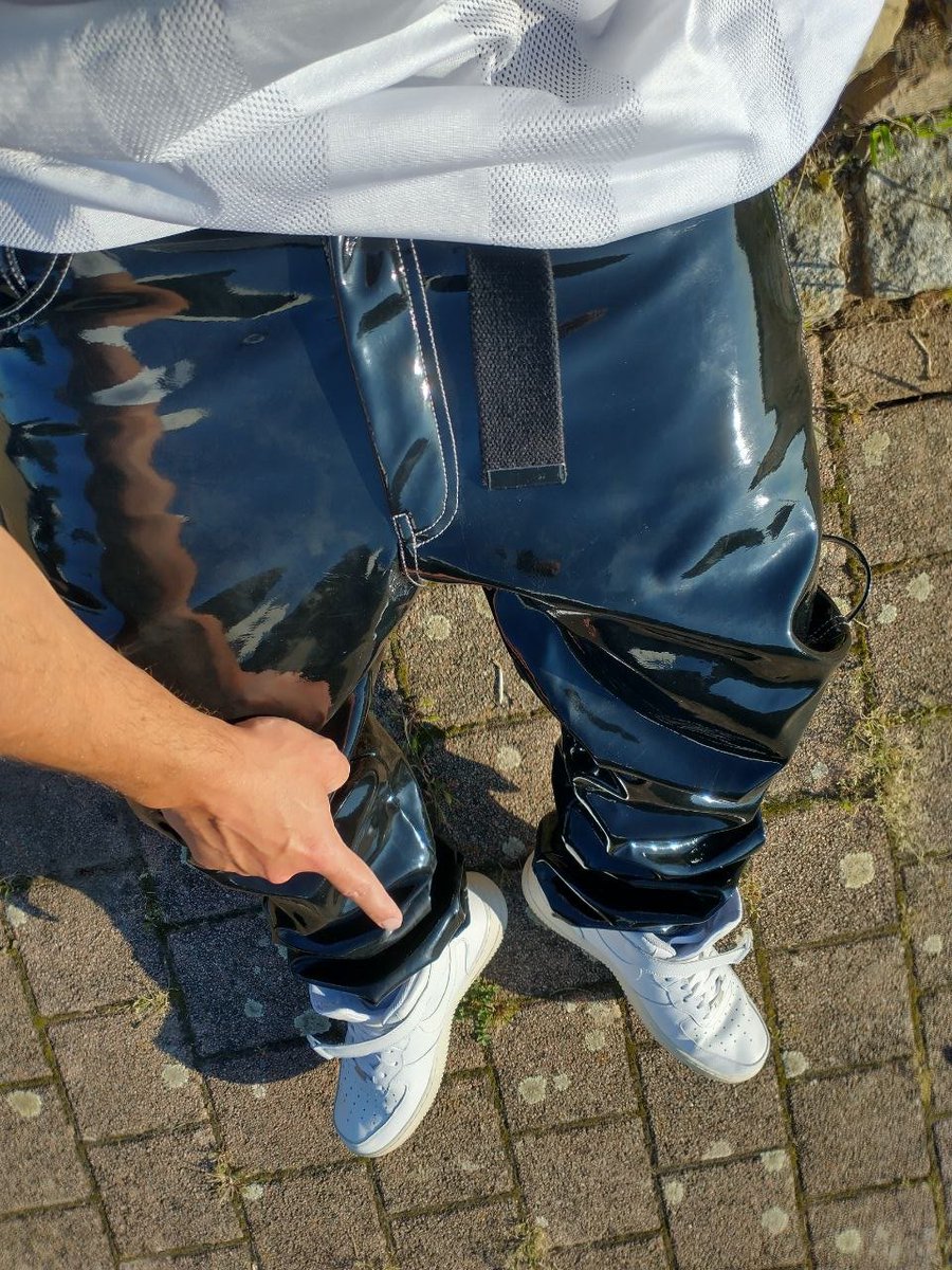 SkaterFozze's tweet photo. You know your place, so go on your knees!
Lick my #nikeaf1 - make them clean &amp; #shiny!
Get weak &amp; horny by staring at #shiny @karabro912997 PSYCHE #pvcpants 😈

Inspired by @VersusboyEU

#skaterfozze #pvcfashion #baggysagger #baggysagging #baggypants #gaysagger #thuglife #gaythug https://t.co/ylzh3W1tiZ