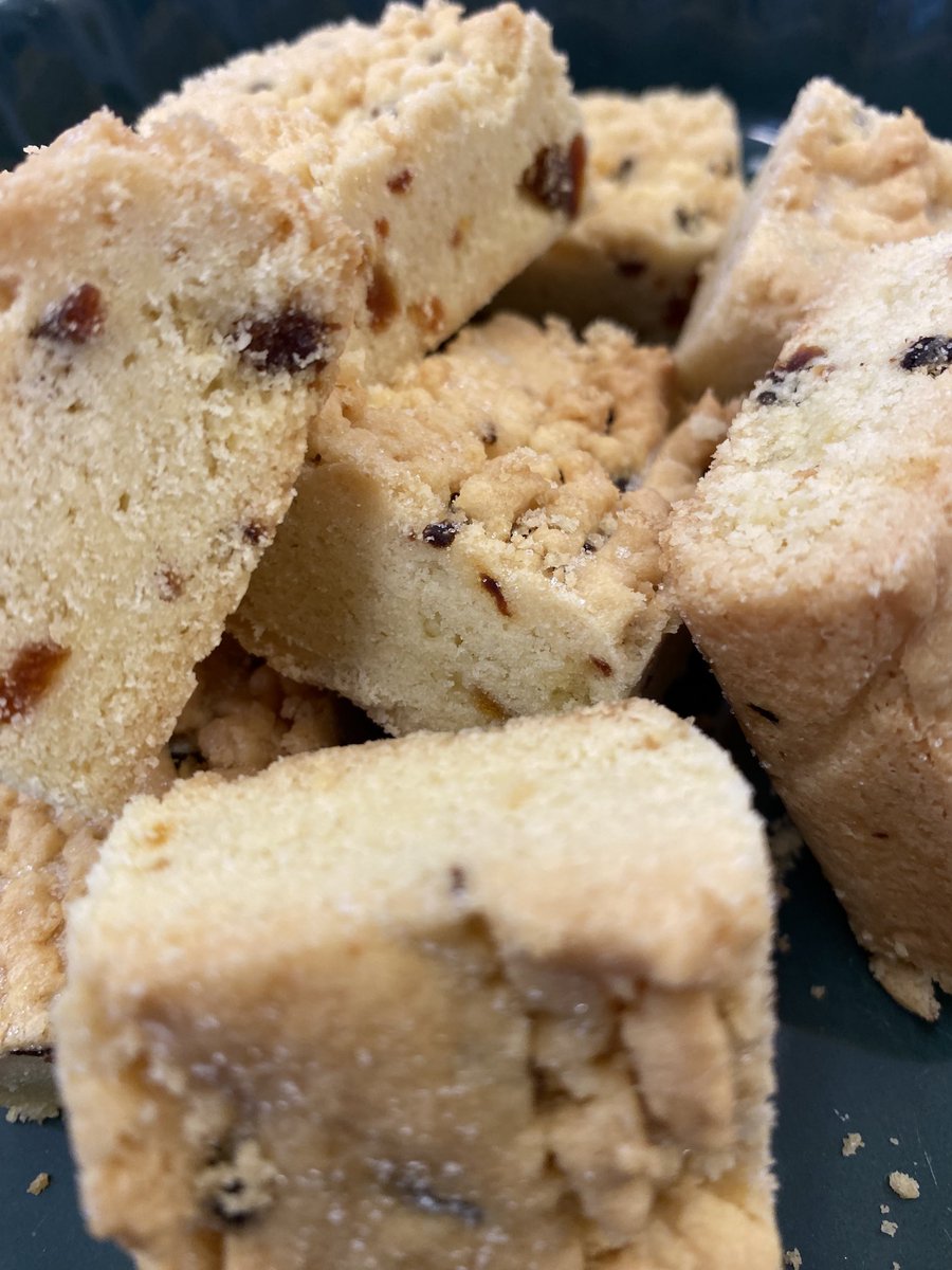 liz Colbourne tweet media