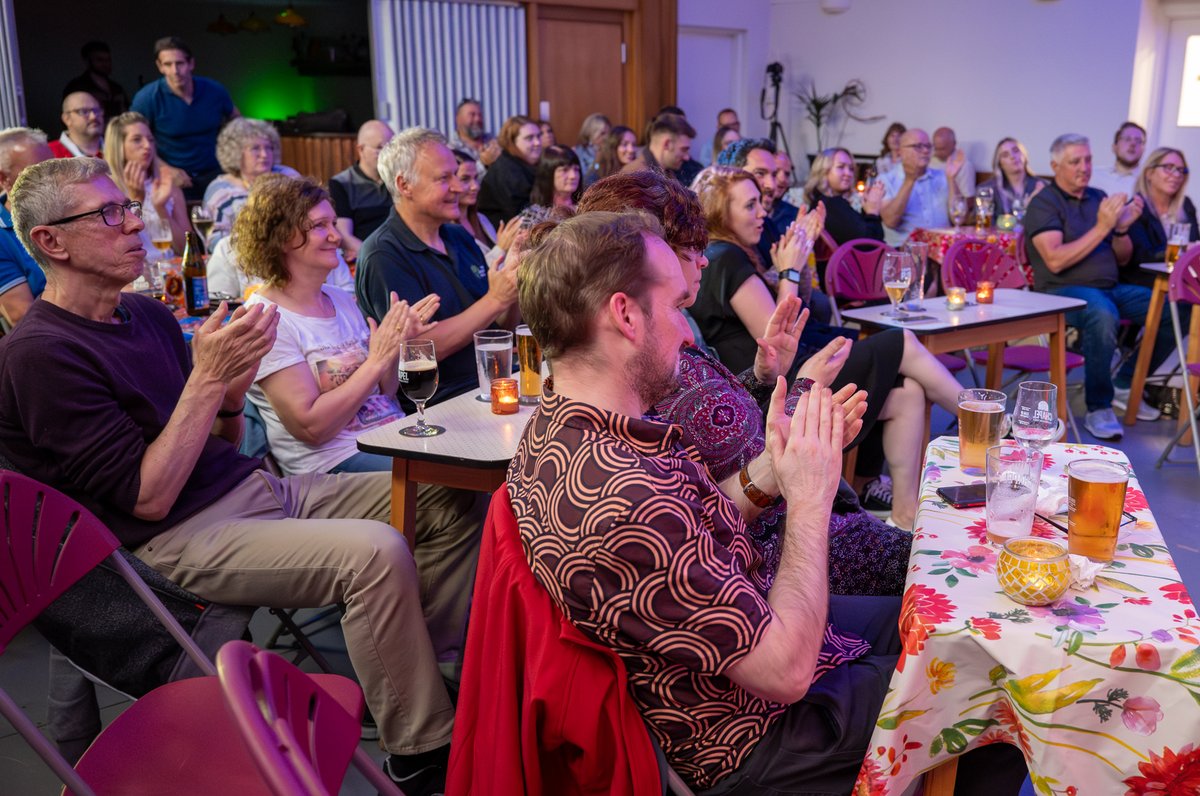 shoecakecomedy's tweet photo. Our Comedy &amp; Curry nights sell SUPER FAST at The Chapel in Boro.

Early bird tickets ASAP for the next one here!
👉 Saturday Sept 23rd 
🎟 £10 +bf - BOOK HERE👇 
https://t.co/z0WE21KlLZ 

Each ticket bought comes with a choice of a delicious meat or vegi curry with rice 🤤 https://t.co/SOpbk3o9v6