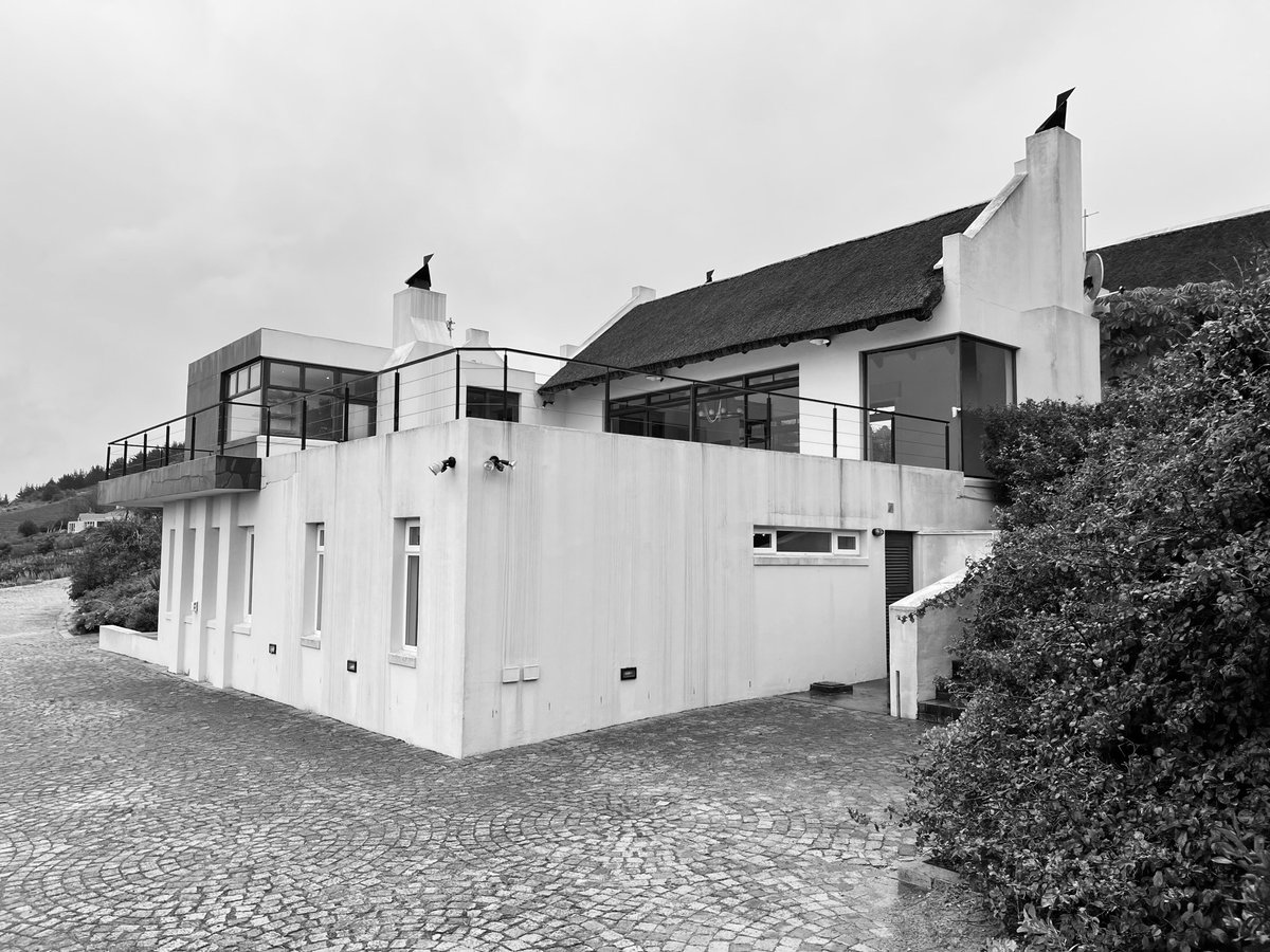 NvdMArchitects's tweet photo. Additions? Renovations or Build New?
This is a question homeowners and even owners of business premises often ask us.
The answer depends on many different factors, but let’s answer a few.
https://t.co/ucFWdF6Zwt
#blog
#renovation
#addition
#buildnew
#readmore https://t.co/xgNh7oM3b6