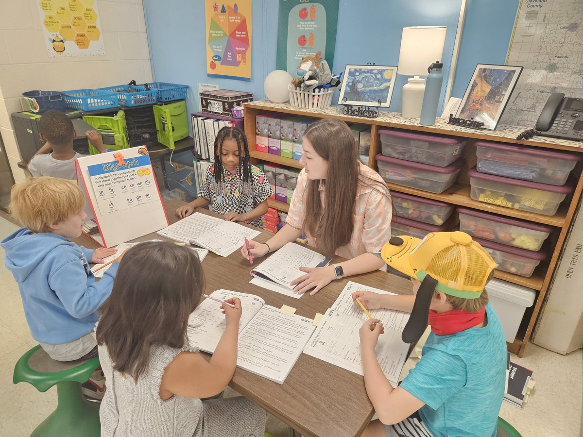 Cleveland County CTE (@cteccs) on Twitter photo Kaylann, a senior at Shelby High School, is completing an internship at Jefferson Elementary School in Mrs. McMillan's second grade classroom. Future NC teacher in the making!
#cteworks
<a href="/CleveCoSchools/">ClevelandCountySchs</a>
@CTruittNCDPI
<a href="/NcacteE/">NCACTE (NC Career And Technical Education )</a> Kaylann, a senior at Shelby High School, is completing an internship at Jefferson Elementary School in Mrs. McMillan's second grade classroom. Future NC teacher in the making!
#cteworks
<a href="/CleveCoSchools/">ClevelandCountySchs</a>
@CTruittNCDPI
<a href="/NcacteE/">NCACTE (NC Career And Technical Education )</a>