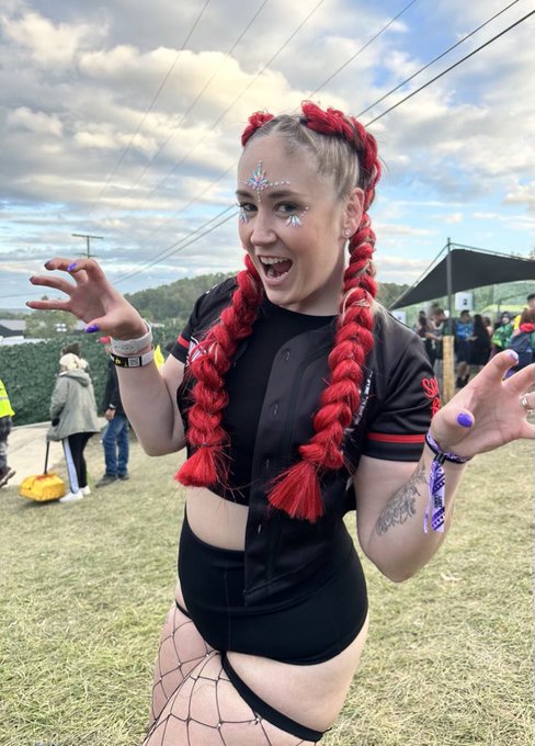 Rawrrrr 😊 https://t.co/vWwLi2Tc27