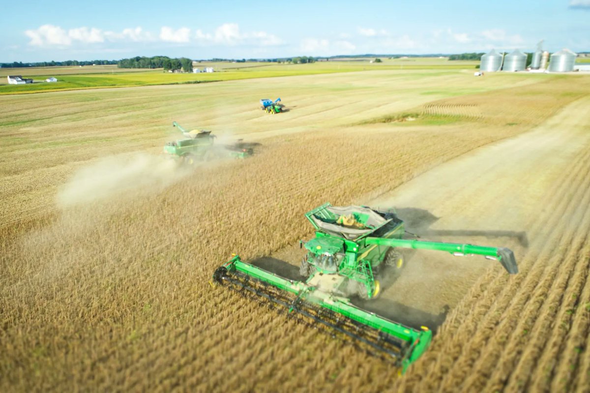 alliancetractr's tweet image. 🌽 Harvest is underway at Kruse Farms!
📷: Tyler Gillet 

#alliancetractor #johndeere #harvest23 #cornharvest #combines