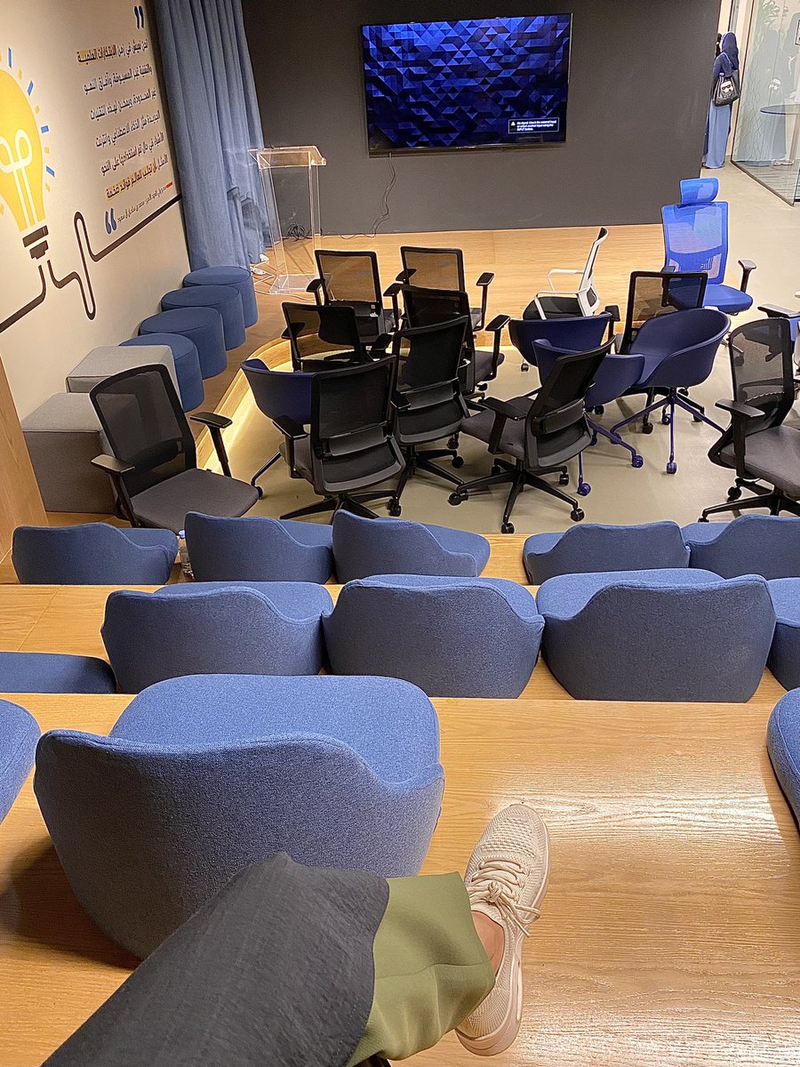 sazox_'s tweet image. Excited to be attending #WorldProgrammersDay meeting with some incredibly experienced minds! 🖥️💡