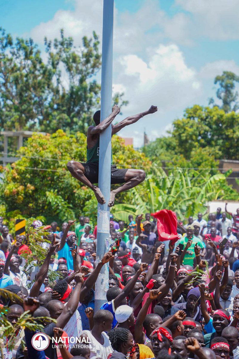 HEBobiwine's tweet photo. https://t.co/oe4YvGAvcL
