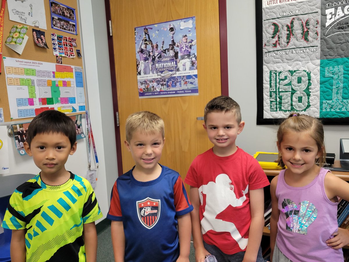 These Kindergarteners were lots of fun and really enjoyed talking with each other.  Ms. Sullivan, these are some great students during the Principals Pick Lunch. #LRelem