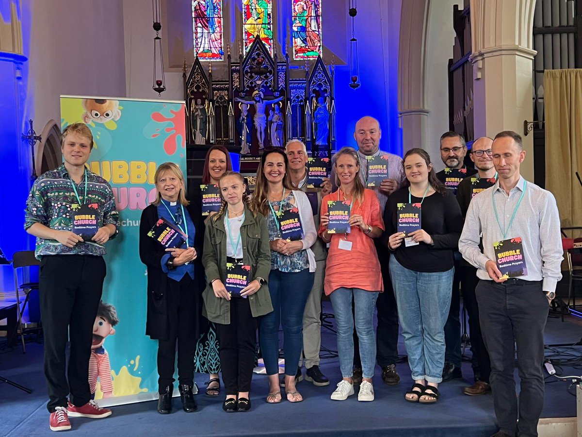Fr Steve & Fr Miguel Angel attended an excellent #bubblechurch training day @htbsw13 run by @ascensionbalham @SouthwarkCofE  Our next #bubblechurch is Oct 1 at 9.45am. BOOK NOW bubblechurch.org