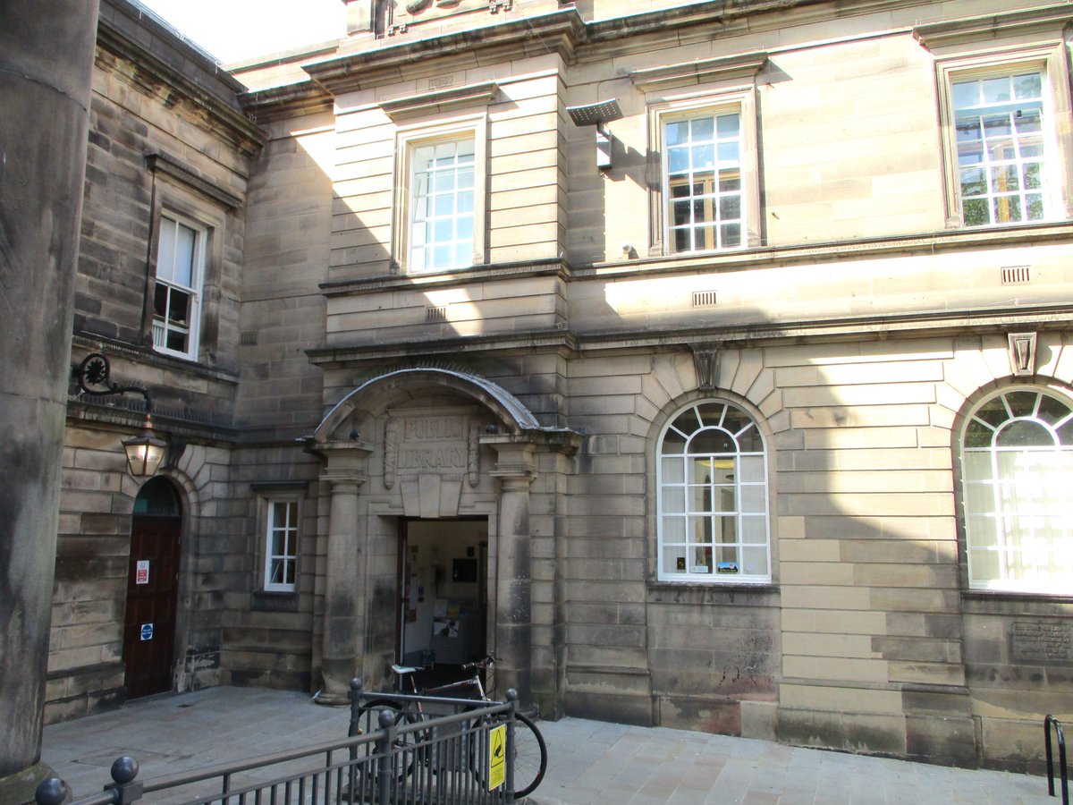 LancsLibraries's tweet image. Join our team of #LibraryApprentices at #LancasterLibrary
🗓️2 year fixed term
📜level 3 apprenticeship award
📚💻🖨️part of the team delivering reading, learning, information and culture.
Apply now #apprenticeship #LancsCCJobs #jobs #LibraryJobs …asfaukgovprod1.fa.ocs.oraclecloud.com/hcmUI/Candidat… #Lancaster