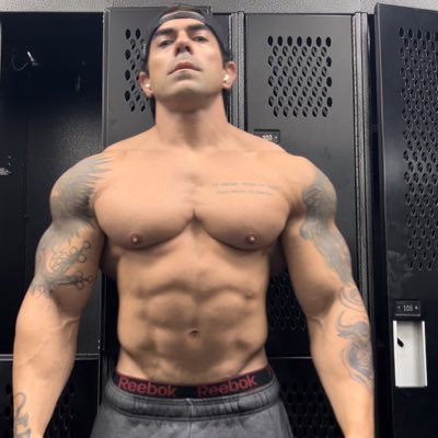 #NewProfilePic https://t.co/IAIGO995YS<a href="/tag/newprofilepic"class="tags">#NewProfilePic</a>
