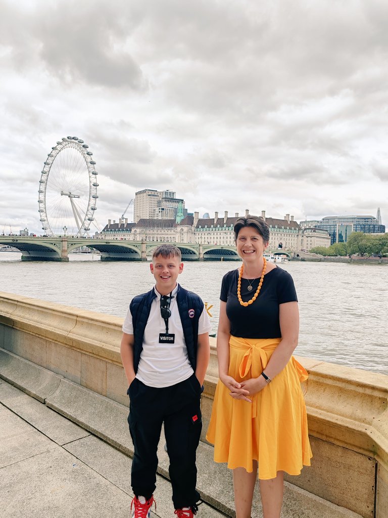 A huge thank you to <a href="/alisonthewliss/">Alison Thewliss</a> for meeting with us and showing us around <a href="/UKParliament/">UK Parliament</a>

Get well soon <a href="/AnneMcLaughlin/">Anne McLaughlin NP</a>, thank you for inviting us both down

 @Logan4MSYP