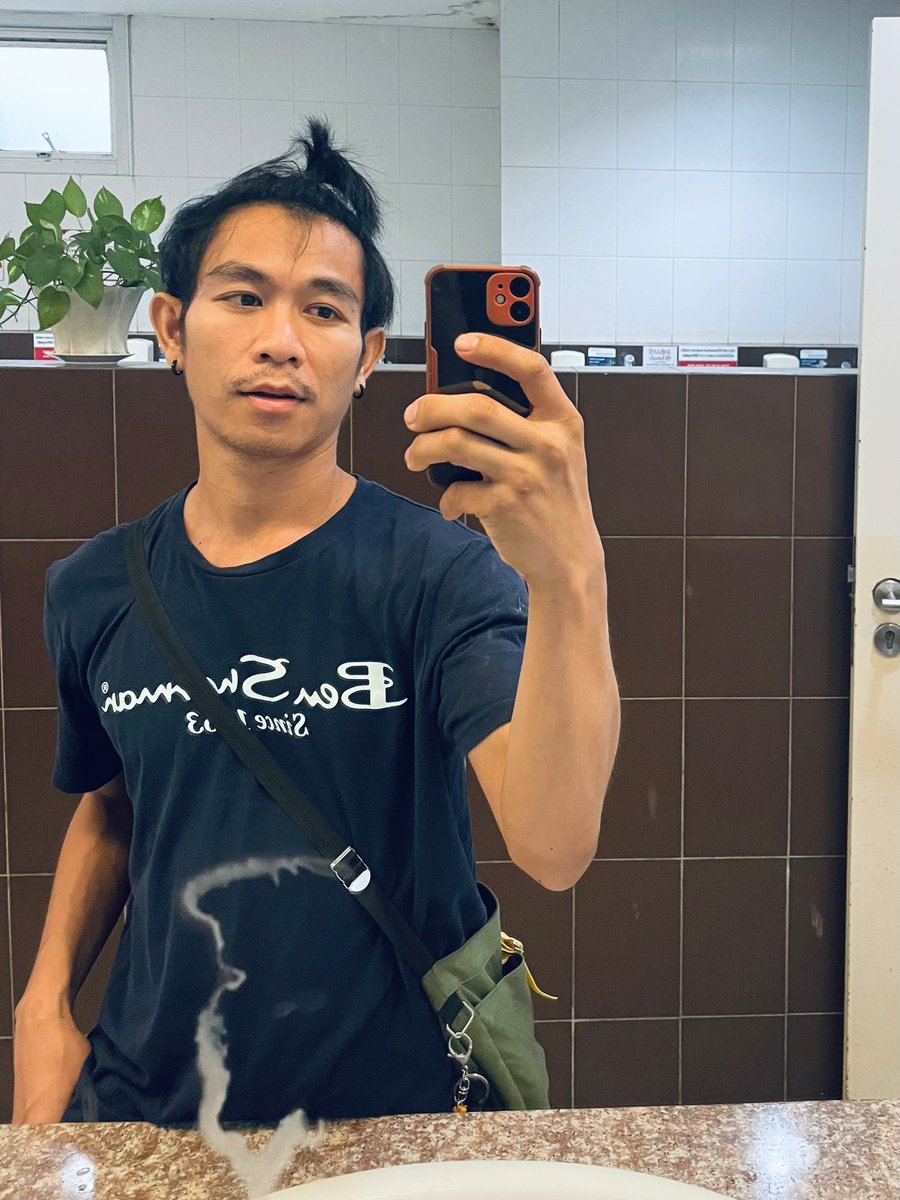 เพิ่งฟื้นจากเตียง 🤕🤒  #ไม่อยากโสดตอนป่วย 🥴 <a href="/Muscleoreoll/">โอ้.ll</a>