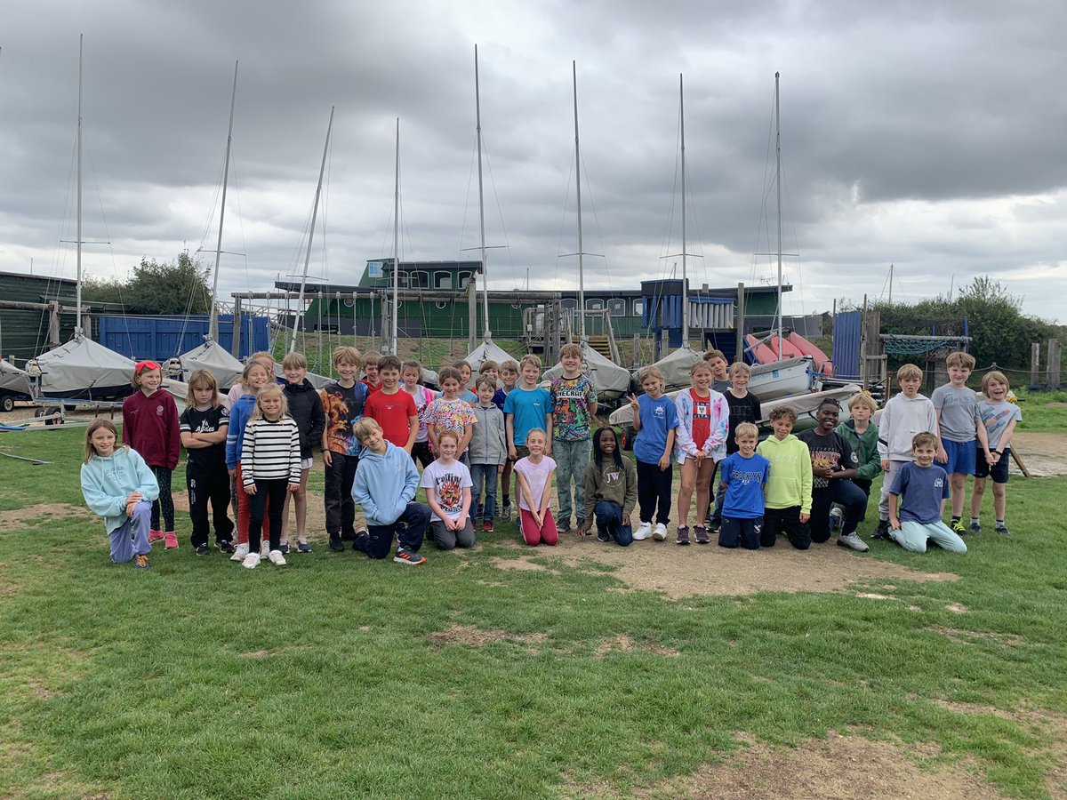 MonktonCoCur's tweet photo. @MonktonYear5 have safely arrived! Can’t wait for a super few days of sun and sea! 🚢☀️🌊 https://t.co/kVPe9JQE1Q