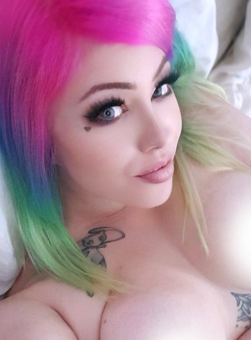 Send &pound;10 and get one of these topless uncensored pics to your inbox 💜 &pound;15 for both x  https://t.co/0D1S67TaI6<a href="/tag/christmasdelivery"class="tags"><span>#christmasdelivery</span></a><a href="/tag/tomska"class="tags"><span>#tomska</span></a>
