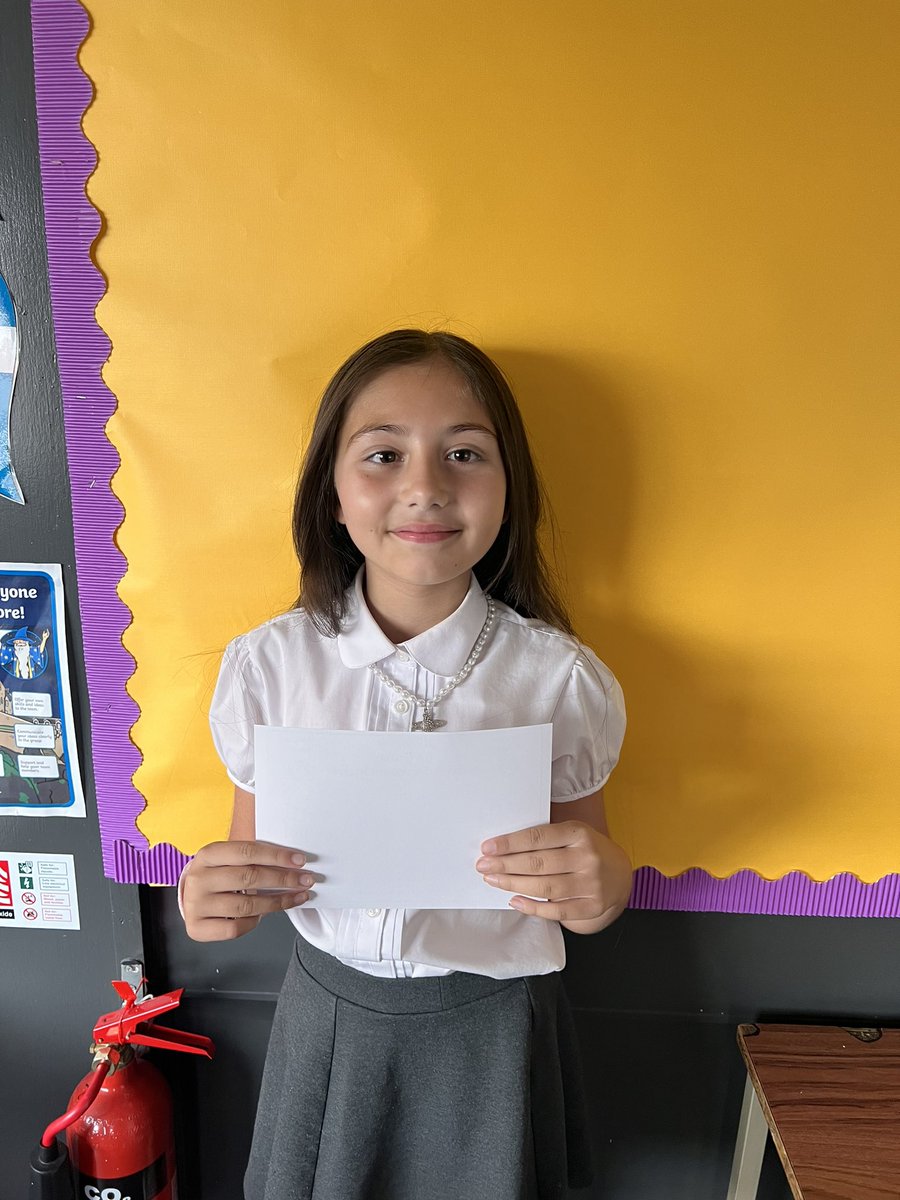 HillingtonPS's tweet photo. Congratulations to our singing star who has released her debut single. You can hear it by clicking the link.
https://t.co/kV517Qsl6c. #SingingSuperstar #Music https://t.co/ob39LYdfy3