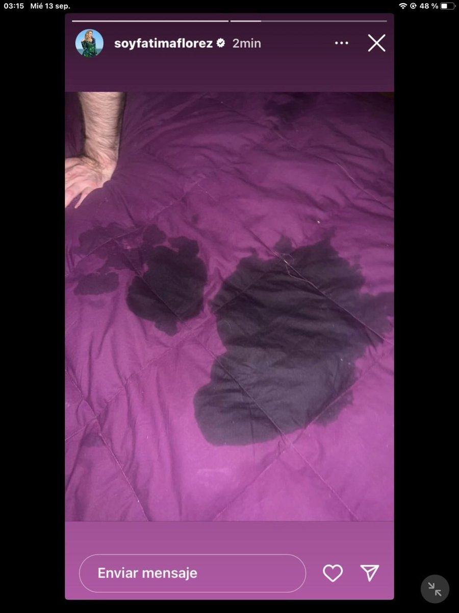 estefiberardi's tweet photo. Es la mano de Milei? Para mi que si. Fátima subió ésto y lo borró 👇🏻 https://t.co/WNGZ6kGeAA