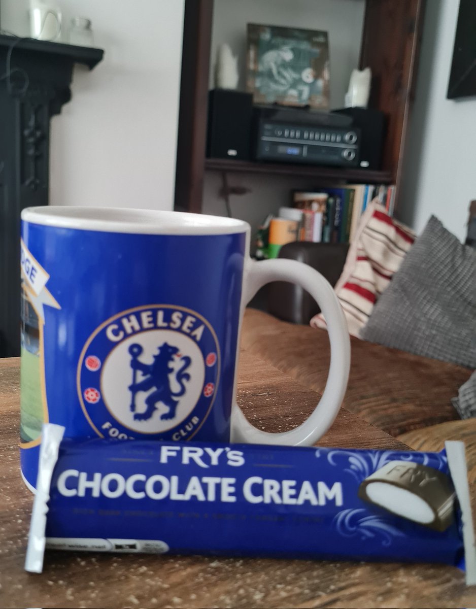 bigw1979's tweet photo. Top 5 chocolate bar that #fryscream #dark chocolate #Cadburys https://t.co/9BX5QUXCxA