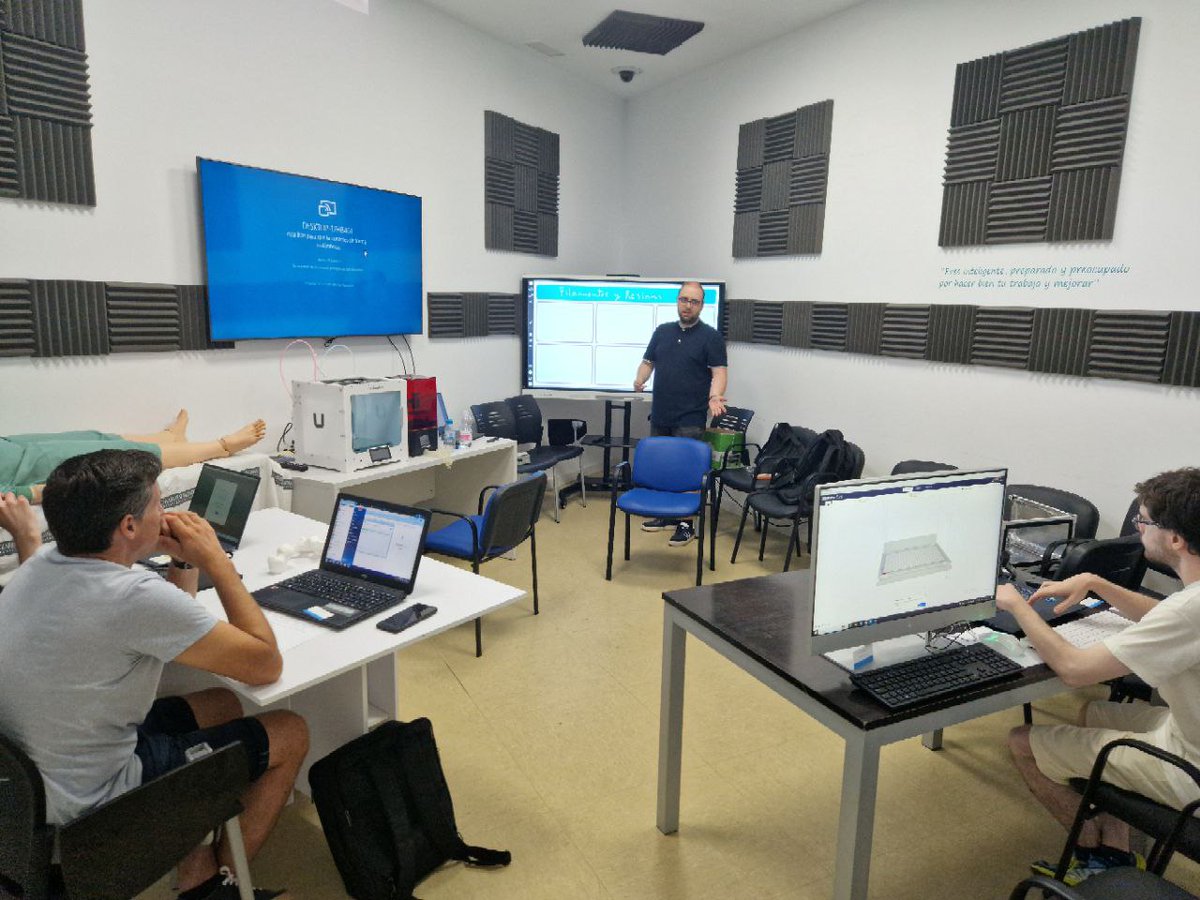 biofab_alc's tweet image. 🎉Retrospectiva de nuestros talleres de Julio🎉

👏🏼Muchísimas gracias a todos por vuestra participación e interés

🏆Especial mención a nuestros maravillosos instructores y a @simIAlicante por dejarnos usar sus instalaciones

@isabial_iis #UA #BioFab #Investigación #Formación