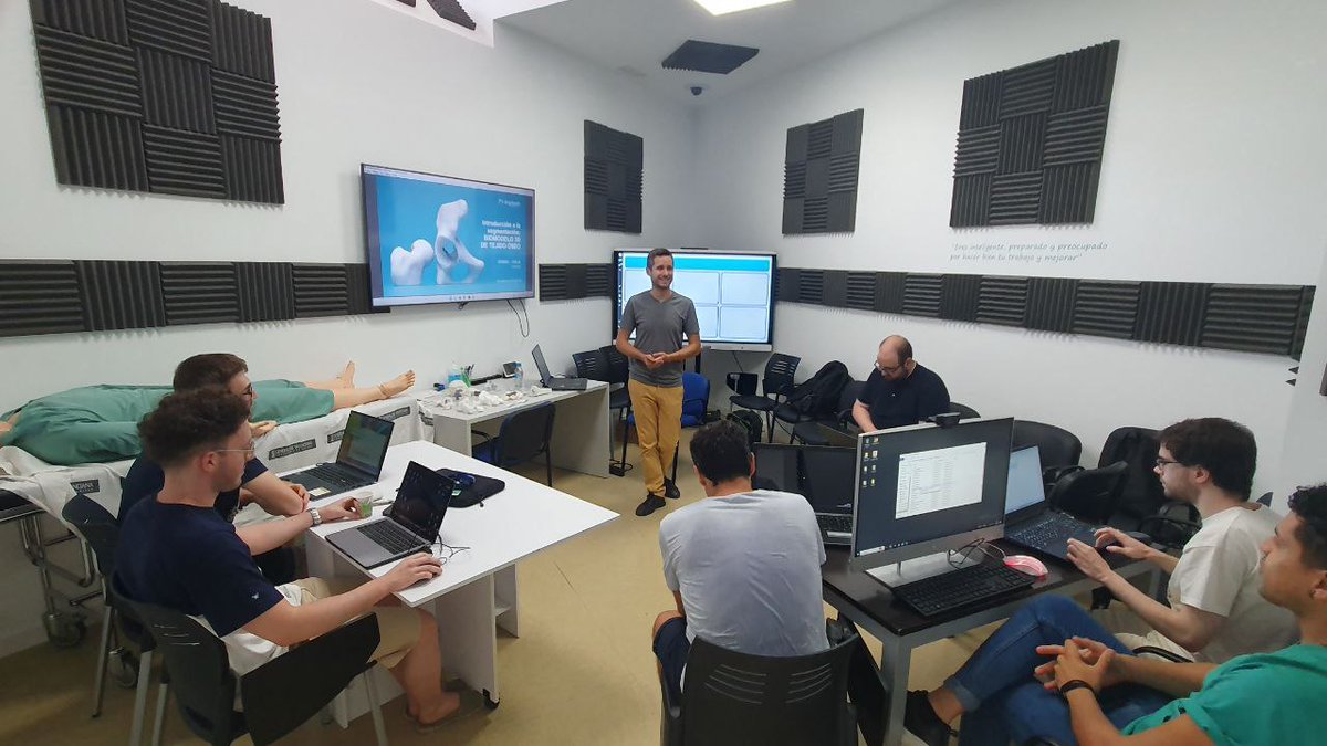 biofab_alc's tweet image. 🎉Retrospectiva de nuestros talleres de Julio🎉

👏🏼Muchísimas gracias a todos por vuestra participación e interés

🏆Especial mención a nuestros maravillosos instructores y a @simIAlicante por dejarnos usar sus instalaciones

@isabial_iis #UA #BioFab #Investigación #Formación