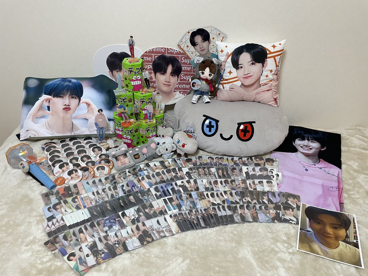 hi___kyu99's tweet image. 4日遅れのおめでとう❕💝💘💖💗💓💞
可愛いケーキよりチョコビタワーのほうが100倍喜ぶでしょ❔❔🫶🏻
#GeniusHitmakerJunkyuday
#붐바라비_밤밤_짱규생일을_던진다
#ジュンギュはオラたちの最高アイドルだゾ #ジュンギュ #junkyu #준규