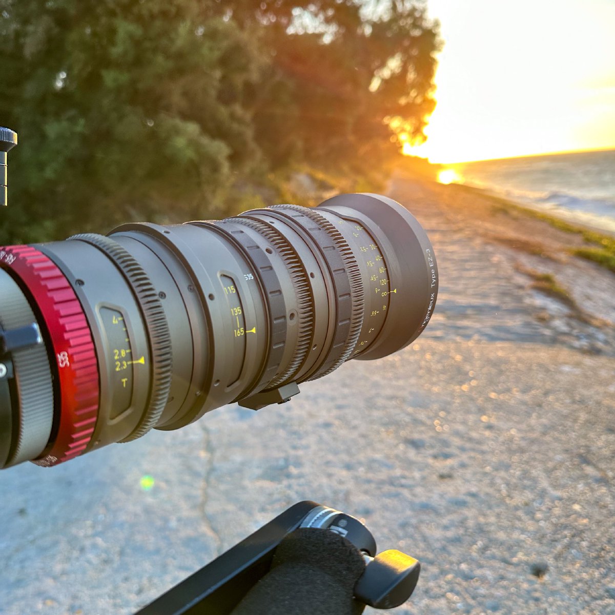 AngenieuxLenses's tweet photo. SAVE THE DATE : FIRST IMAGES SHOT WITH EZ3 🎥❤️🔥
We will reveal our EZ3 showreel, shot by DP Jérôme de Gerlache on YouTube on Sept 15th, at 2pm CEST ! 😍
Stay tuned for tomorrow and more info about the showreel ! ⏱️
#angenieux #angenieuxlenses #dreamlens #ez3 #showreel https://t.co/d8PV0Kf3n8