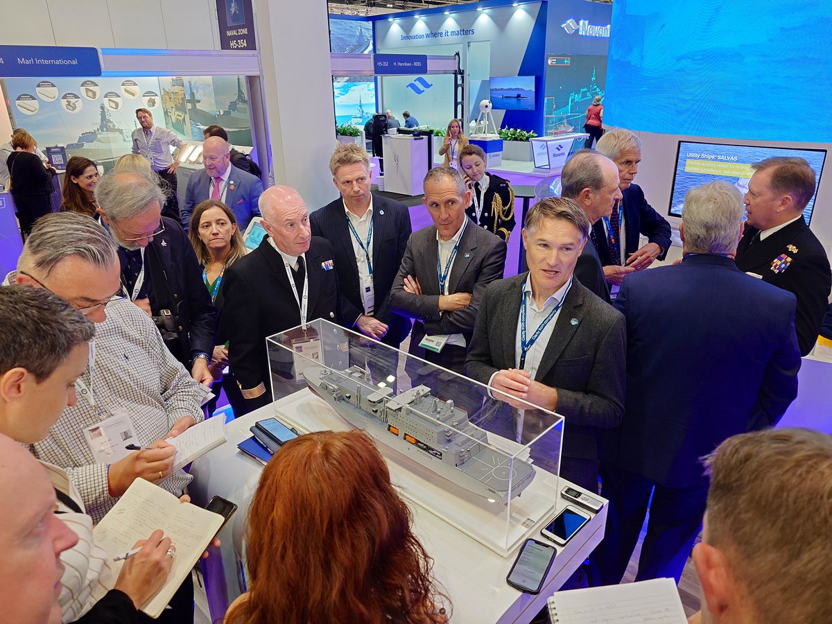 RFAHeadquarters's tweet photo. “If you ever find yourself stuck in the middle of the sea, Our FSS will sail the world to find you”

New design, New ops, One Team. Let’s go!

#TeamResolute unveiled the FSS by @MartinJConnell in @DSEI_event. 
@BMT_Global @HarlandWolffplc @NavantiaOficial @RoyalNavy @NavyLookout https://t.co/q7AsuBRZsS