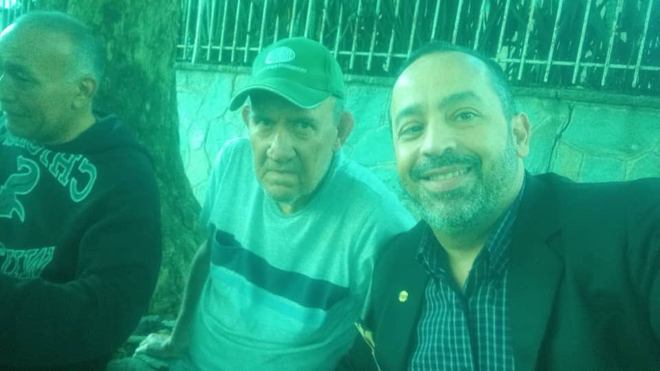 El profesor Herbert Koeneke fue localizado, va vía su casa y está bien… 9:04 am miércoles 15 septiembre 👇🏿