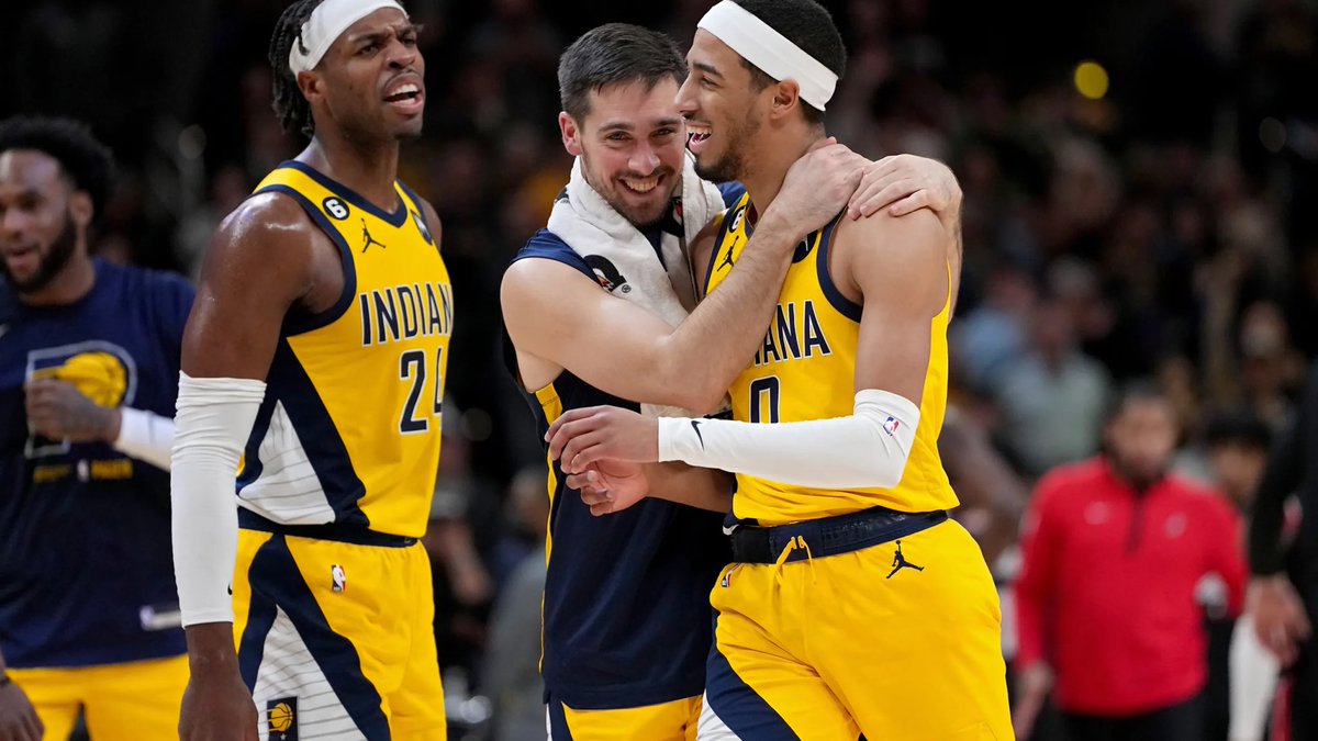 UofBasketball's tweet photo. Indiana Pacers ‘23-‘24:

Tyrese Haliburton—23
Buddy Hield—30
Bruce Brown—27
Obi Toppin—25
Myles Turner—27

Bennedict Mathurin—21
TJ McConnell—31
Andrew Nembhard—23
Jarace Walker—20
Aaron Nesmith—23
Isaiah Jackson—21
Jalen Smith—23

What’s your take on this squad? https://t.co/0d8RVFXDUl