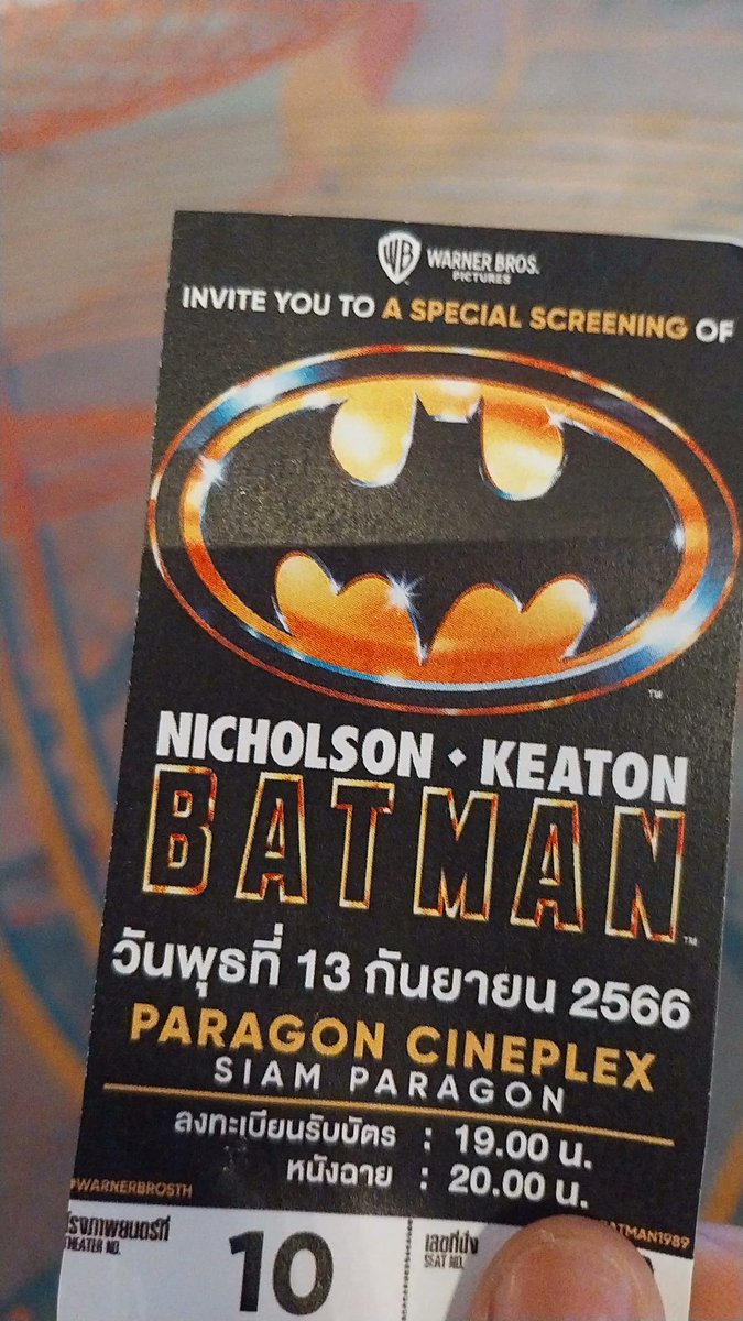PuppPaasVersion's tweet photo. back to 1989🦇
#DCFansFirstTH @DCThaiFanClub #DCUniverseClub #movietwit https://t.co/dKJggLvhRh