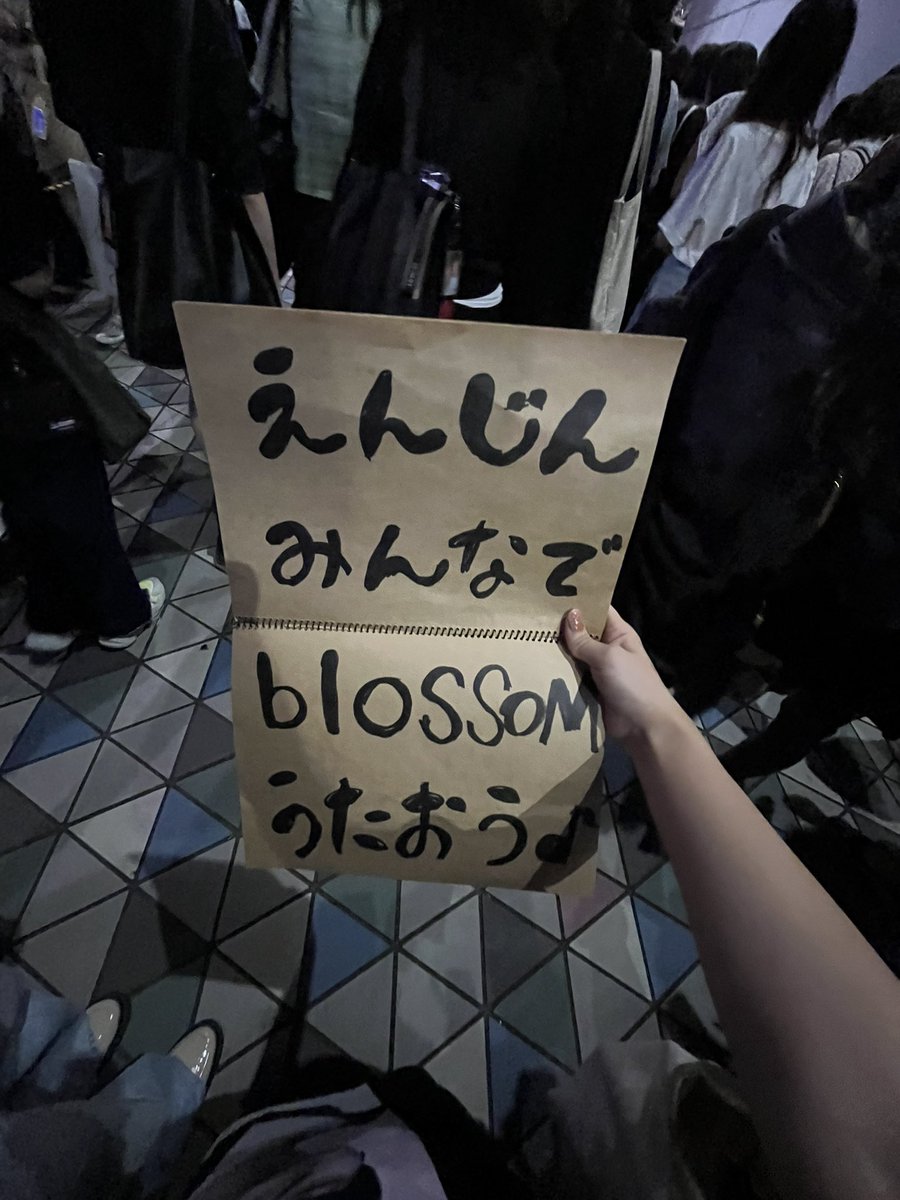 ナチ tweet media