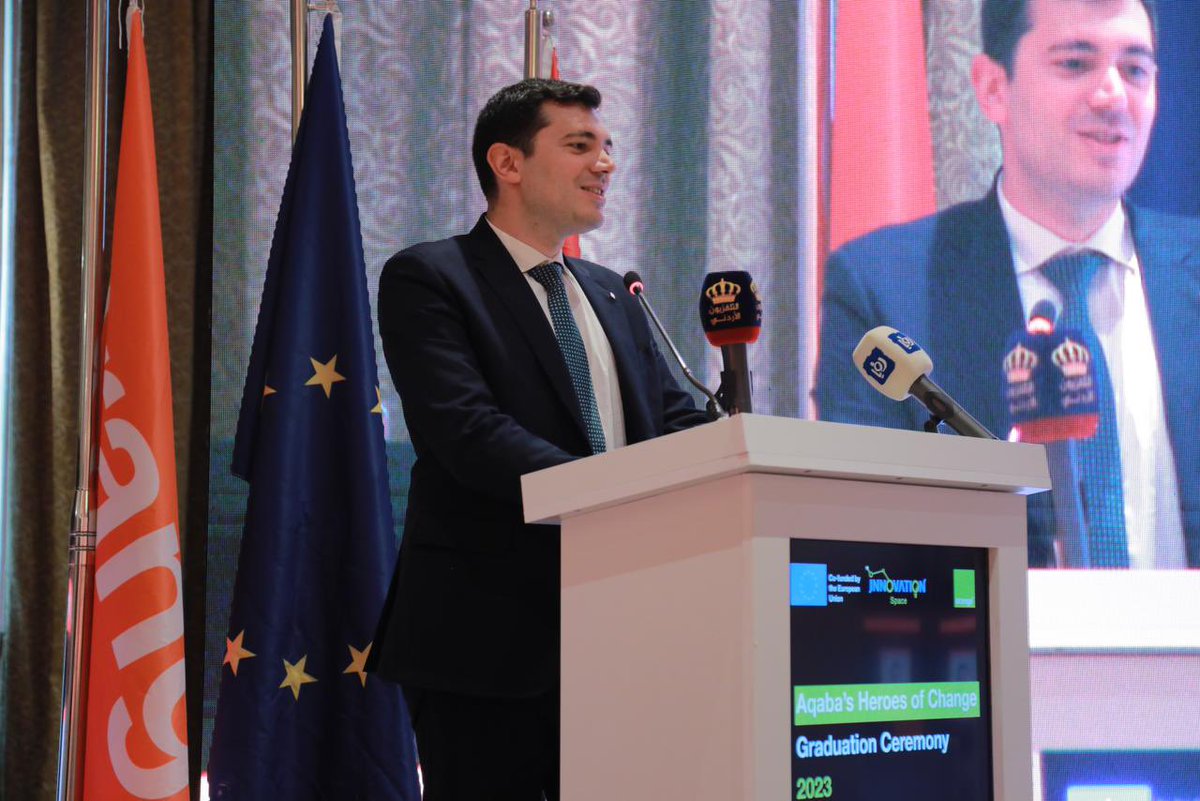MansourPhilippe's tweet photo. Graduation day in #Aqaba ! We proudly celebrate the remarkable achievements of our heroes of change ! @orangeJo #FabLab and #CodingAcademies are part of the #InnovationSpace project co-funded by @EUinJordan, in partnership with @ASEZA2001.
Alf Mabrouk!! 🥳 https://t.co/m7LEjZp0BI