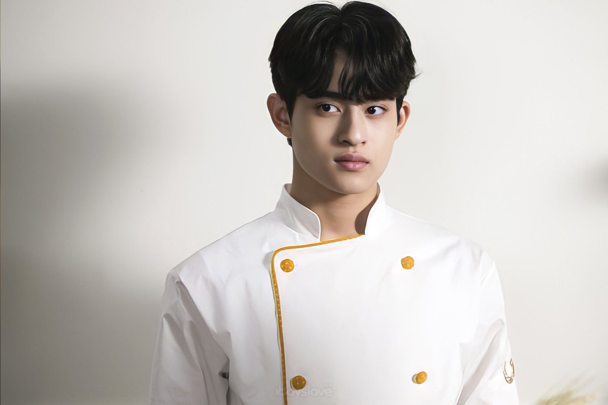 Yuyullnok's tweet image. อูจูมี 8 อีพี เราจะอยู่ยังไง ว่าแต่อูจูโกรธอะไรพี่ราอน พี่เขาทำร้านหนูพังใช่ไหม เราจะตีให้นะคะ
