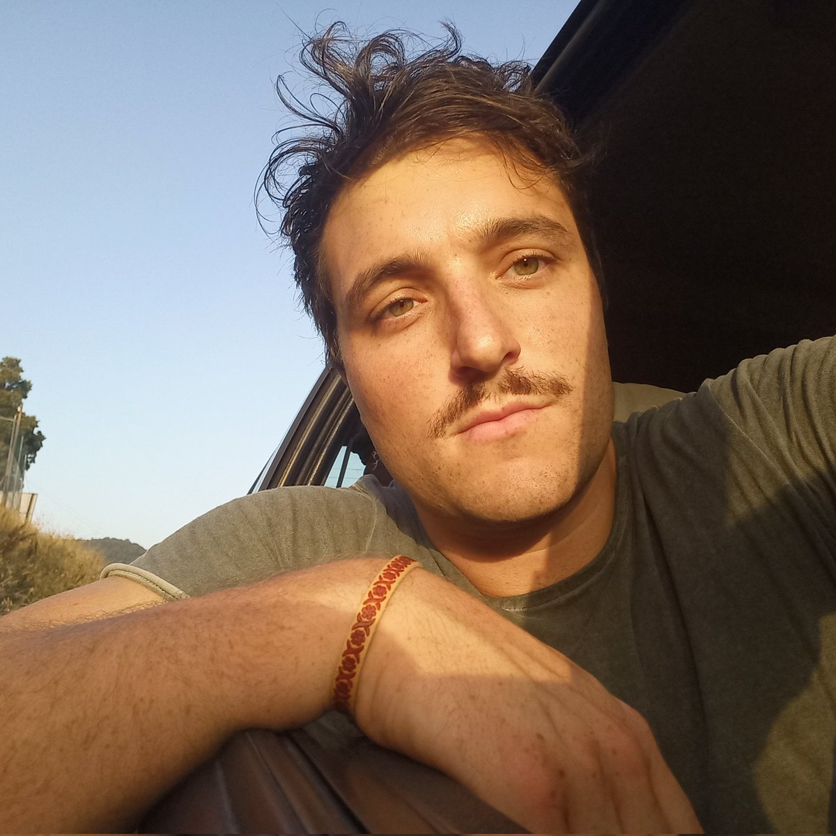 Aarón Álvarez-González (@aaralvaralez) on Twitter photo #NuevaFotoDePerfil #NuevaFotoDePerfil