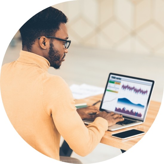 GravitasHR's tweet photo. Our @MrsVara is on site in #MiltonKeynes today helping a client with their HR admin and keeping the Gravitas HR Toolkit up to date.  If you're thinking of taking your HR files into the cloud drop us a message.  Find out more here: https://t.co/GQTlEavAvP #HRConsultant #SMESupport https://t.co/9DDCdkYyqr