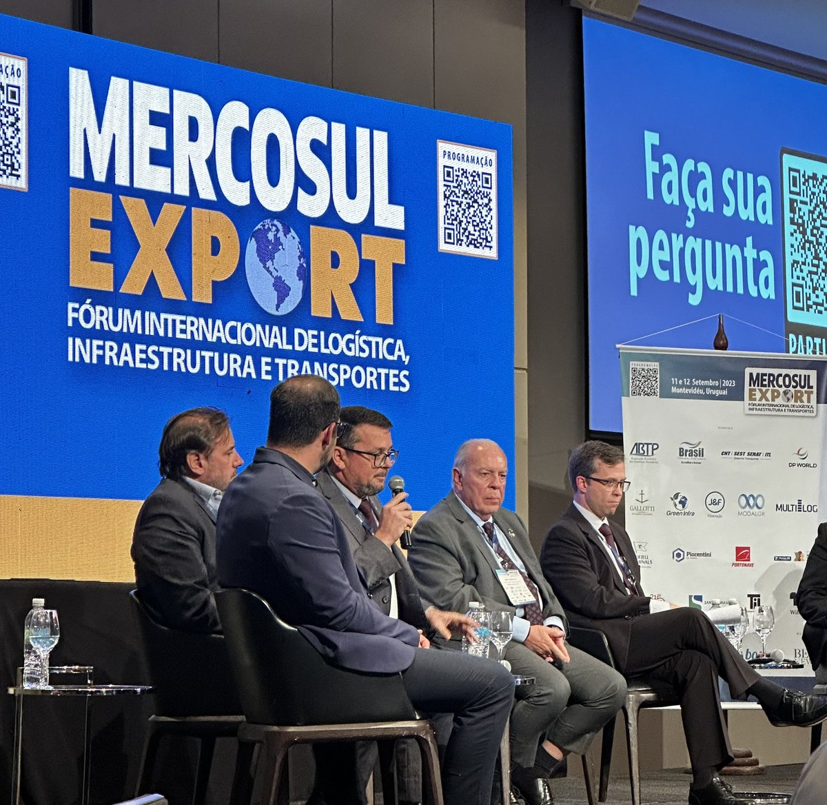 inversionIDCL's tweet photo. Dos días de @BrasilExport y #MercosulExport desde el @gobiernodecl @DRRIICL Avances con cronogramas de la Hidrovía #TerminalTacuarí #LagunaMerin🇺🇾↔️🇧🇷#PortoRioGrande. Infraestructura, logística, medioambiente, permisos binacionales. Mucho más cerca. https://t.co/Nm7pEIzyeD