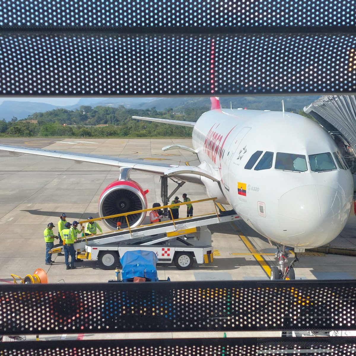 Donde esta el error? <a href="/AerocivilCol/">Aeronáutica Civil</a>