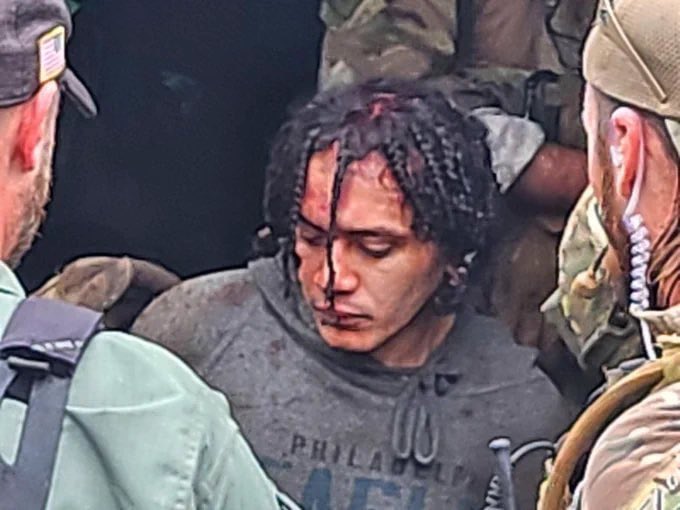 josephshambi's tweet photo. #DaneloCalvacante Pennsylvania Fugitive
Captured After Two Weeks on the Run
Danelo Cavalcante had eluded authorities in the Philadelphia suburbs since his escape on Aug. 31, just days after being sentenced to life for an ex-girlfriend's murder. https://t.co/fUDoj2nTza