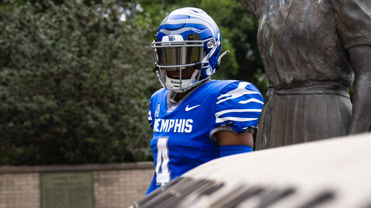 MemphisFB's tweet photo. Honor 🎖️

#ALLIN | #GoTigersGo https://t.co/6Yk3M9EWtm