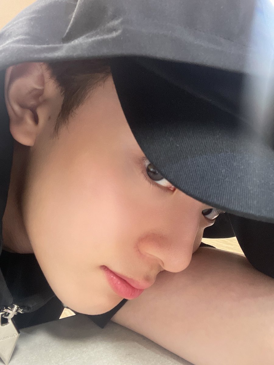 VERIVERY tweet media