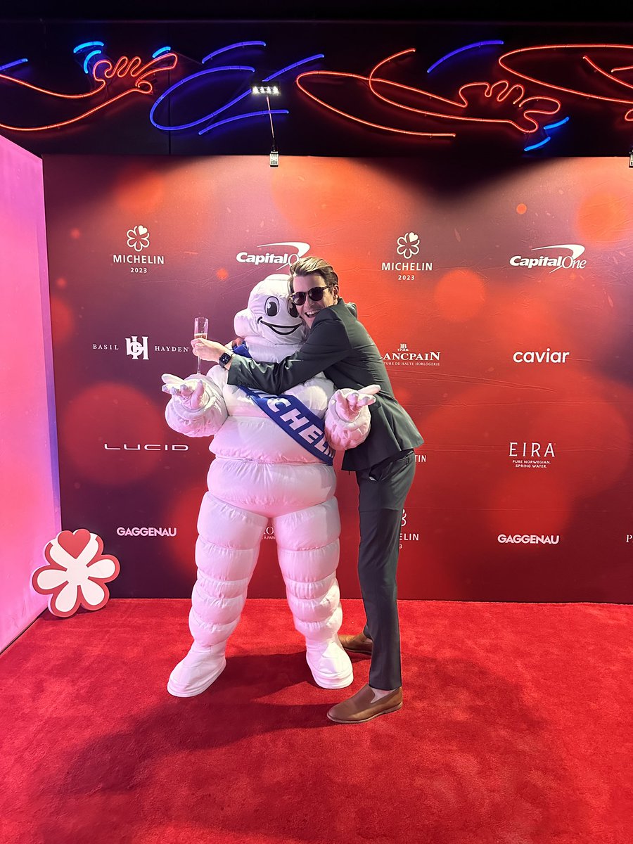 TheKipWilson's tweet photo. What a night. 5 Michelin Stars for Colorado. IE brings home the hardware. Bravo Kelly &amp; the fam! @MichelinGuideNA @StonedAppetit https://t.co/rCEuTd3CpI