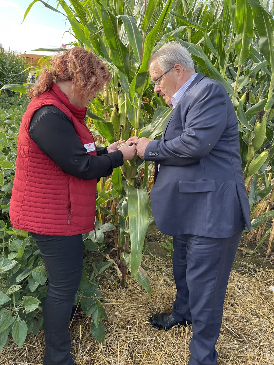 Thank you @L_MacAulay for joining us for a roundtable breakfast discussion this morning at #COFS23. Today plants the seed of a collaborative and bountiful relationship towards the betterment of #ontag