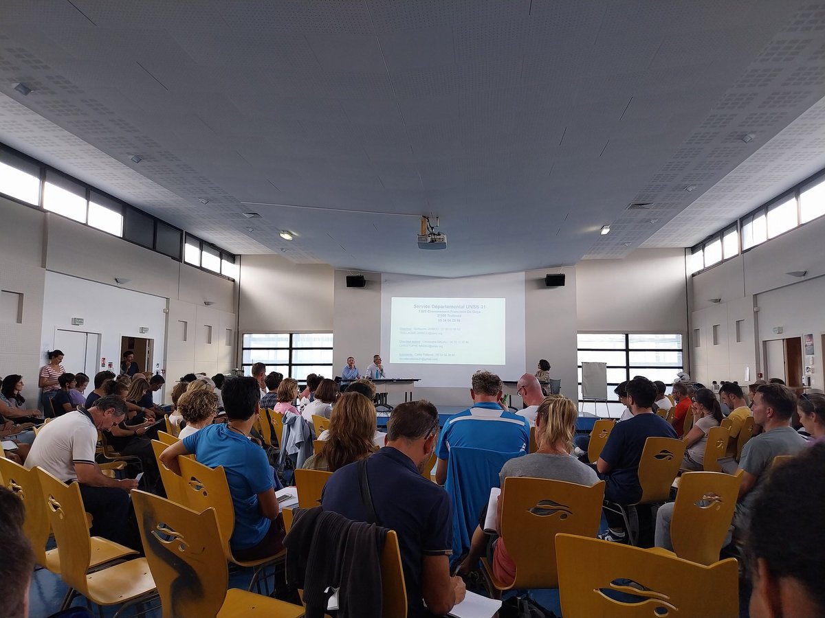 C'est parti pour une nouvelle année sportive. Et ça commence par la traditionnelle réunion de tous les secrétaires D'AS. #unss #unss31 #collegeleoferre